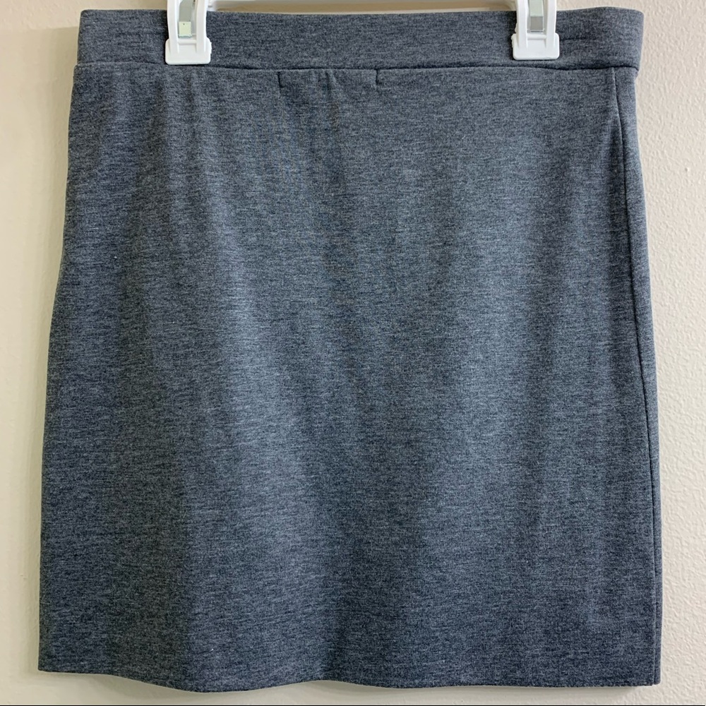 Forever 21 Mini Gray Skirt, Small Petite